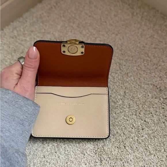 NWT Brand New Coach Bandit Card Case in Ivory - Picture 4 of 6